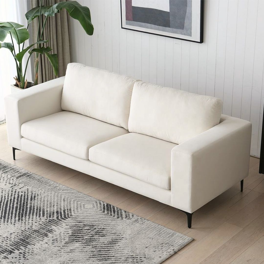 Elegant 3-seter sofa i minimalistisk design