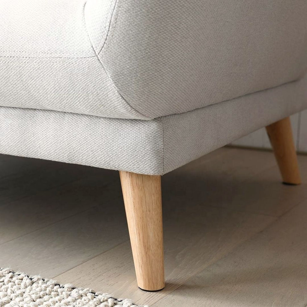 Komfortabel 3-seter sofa med høye ryggputer