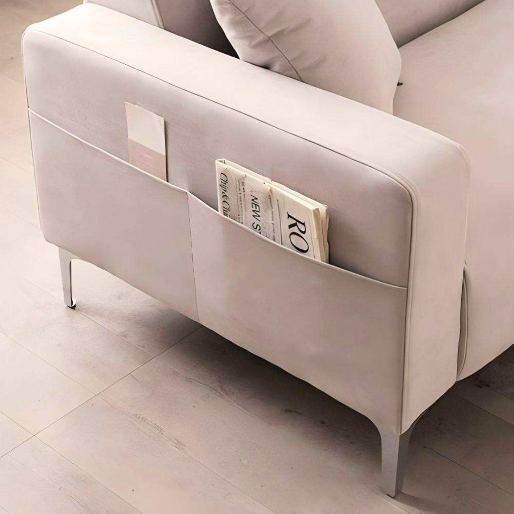 Stilren 2-seter sofa med matchende puff